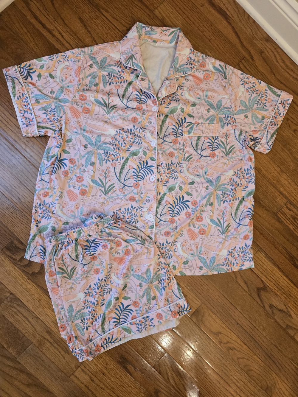 Womens Short Pajama Set in Pink Tropical Print Size 2X